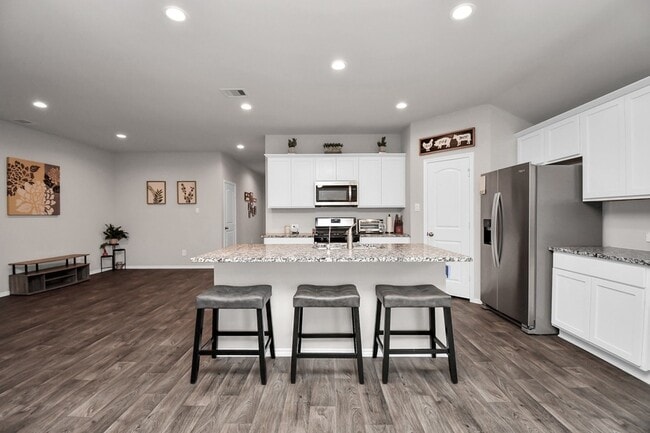 Building Photo - 3610 Crimson Embers Lane