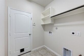 Building Photo - 3418 Auburn Creek Cir