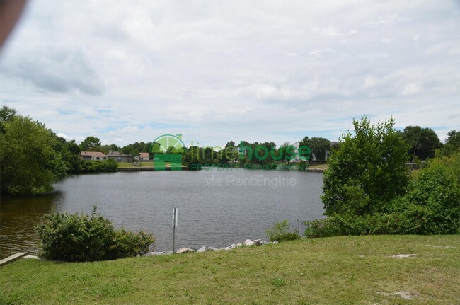 Building Photo - 1318 River Birch Run S