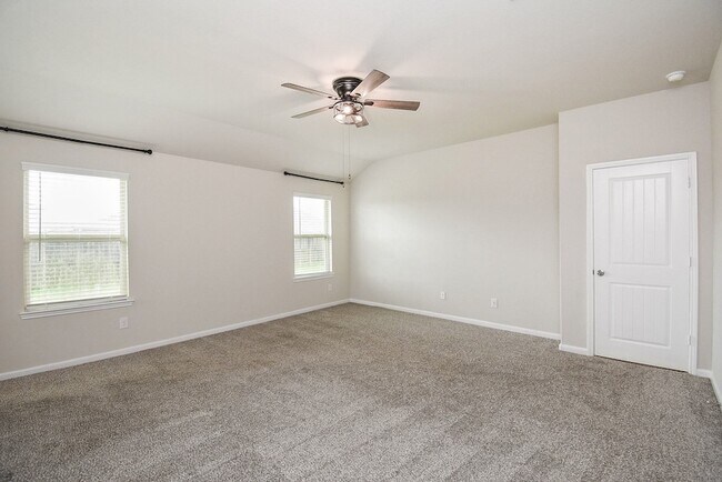 Building Photo - 1334 Bellingham Park Dr