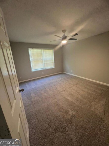 Building Photo - 9442 Cypress Ln