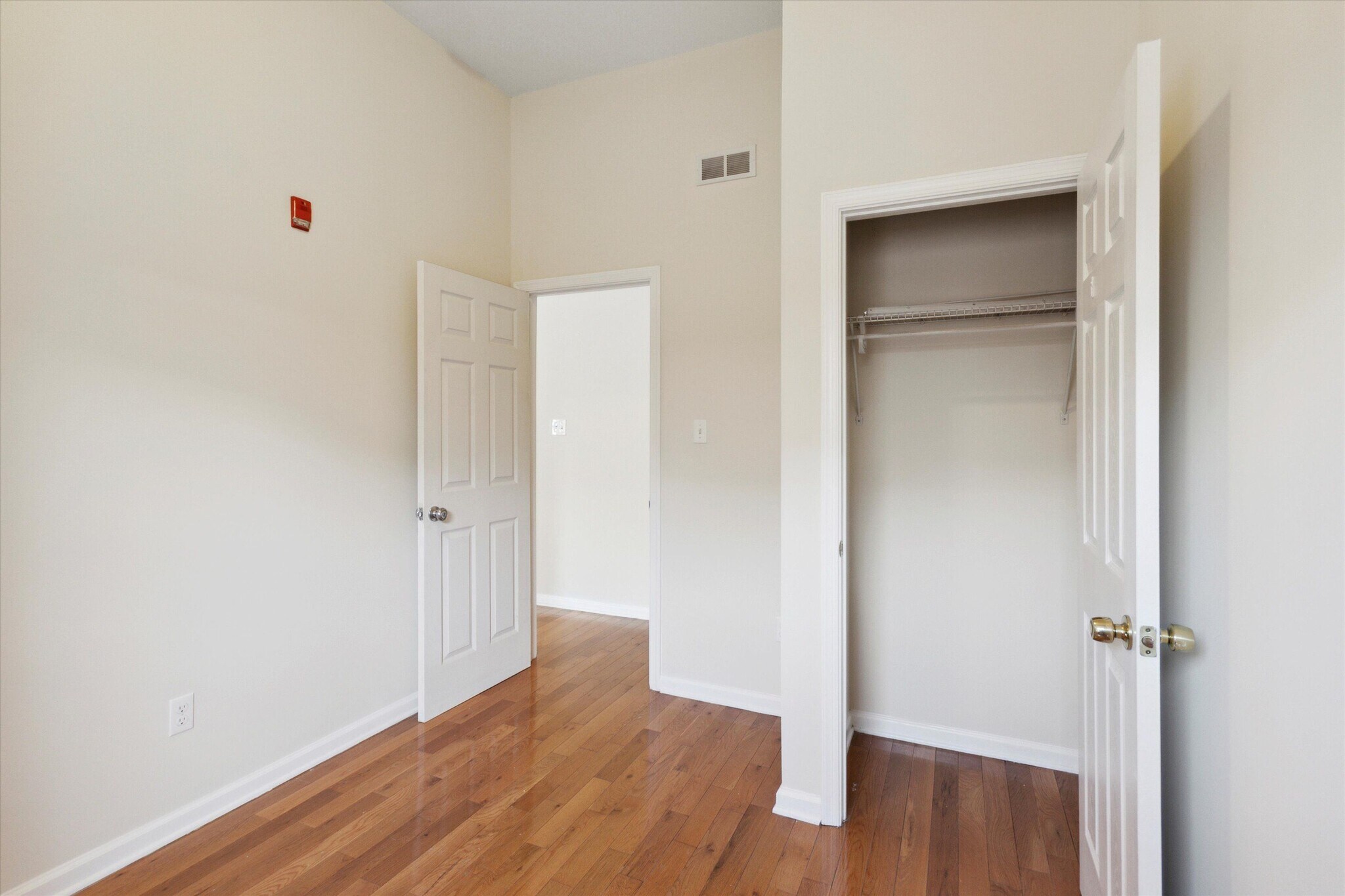 Building Photo - 1519-21 N 16TH ST Unit 3102