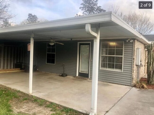 Building Photo - 122 Olive Branch Dr