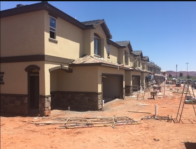 Building Photo - Blackhawk Townhome! End Unit!!