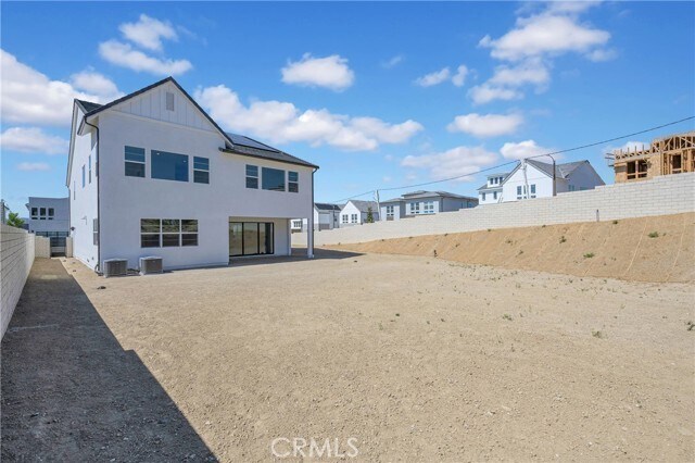 Building Photo - 27510 Elderberry Dr