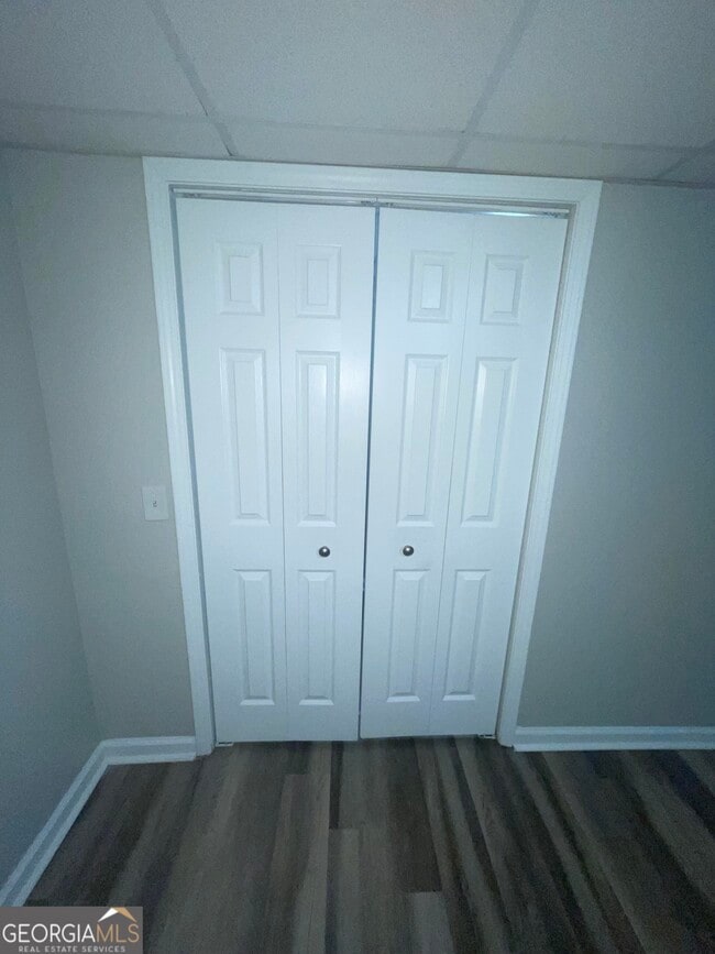Building Photo - 310 Harris Manor Dr SW