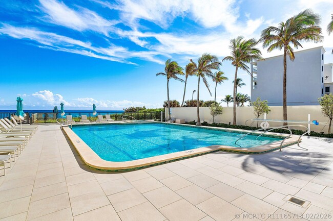 Building Photo - 2727 S Ocean Blvd