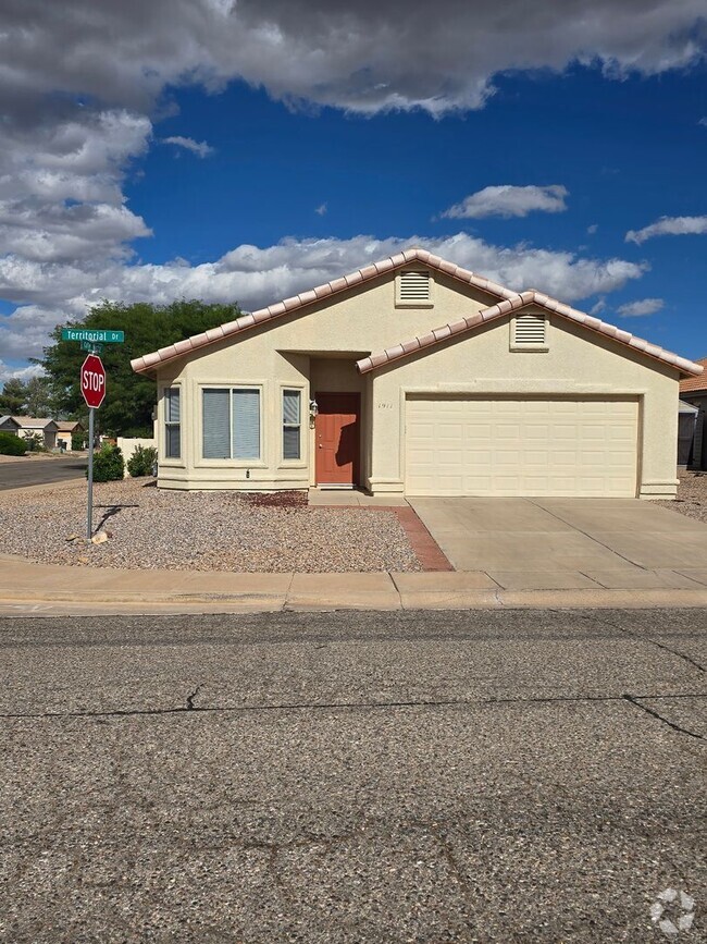 Building Photo - Corner Lot in Chaparral Village