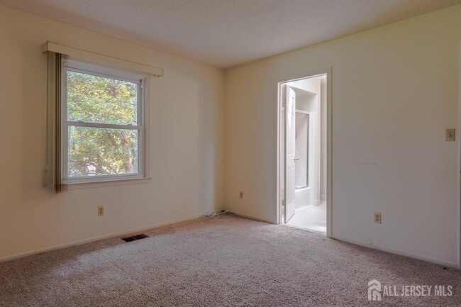 Building Photo - 139 Baron Ln