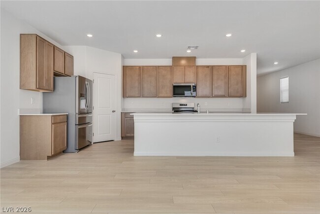 Building Photo - 4225 Zilker Pk Ave