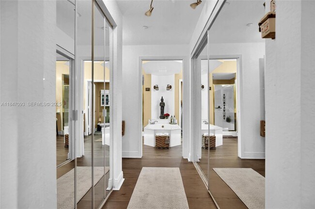 Building Photo - 10720 NW 66th St