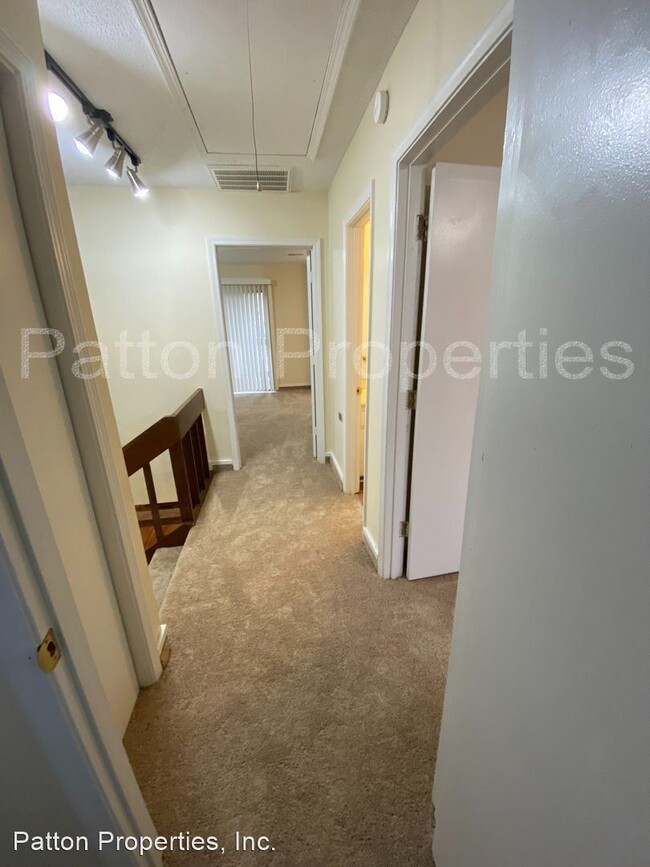 Building Photo - 4 br, 3 bath House - 162 Lions Gate Road