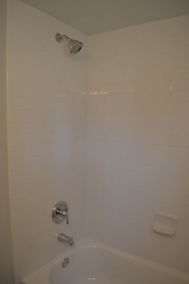 Building Photo - 1BR/1Bth Lake Allatoona Custom Tiny Home w...