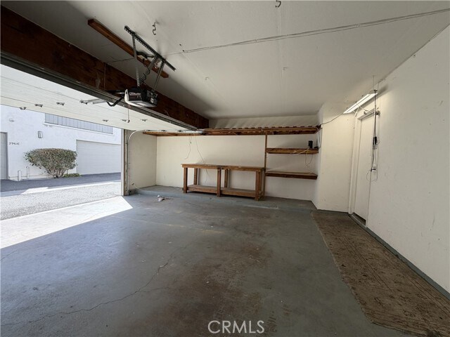 Building Photo - 2951 S Fairview St