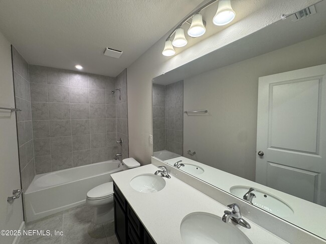 Building Photo - 1530 Tan Tara Trl