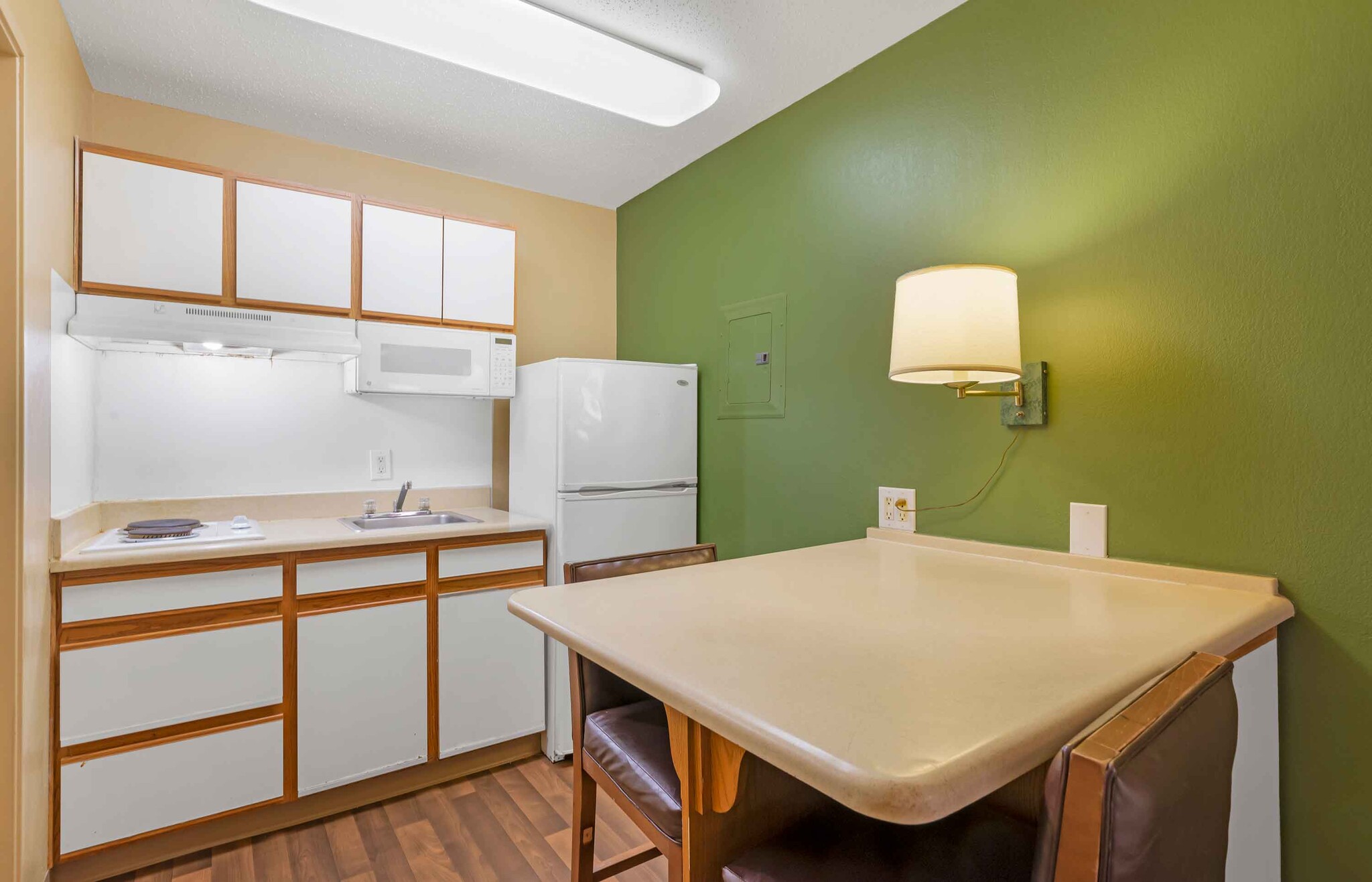 Building Photo - Furnished Studio-Richmond - West End - I-64