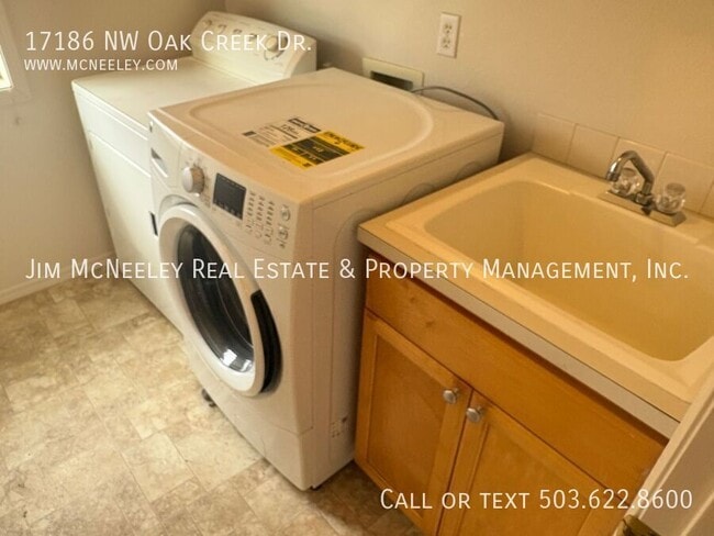 Building Photo - 17186 NW Oak Creek Dr