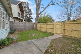 Building Photo - 416 Evelina St