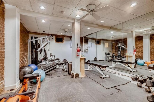 Building Photo - Stunning Furnished 3 Bedroom 3 Bath Condominium ON Piedmont Park!