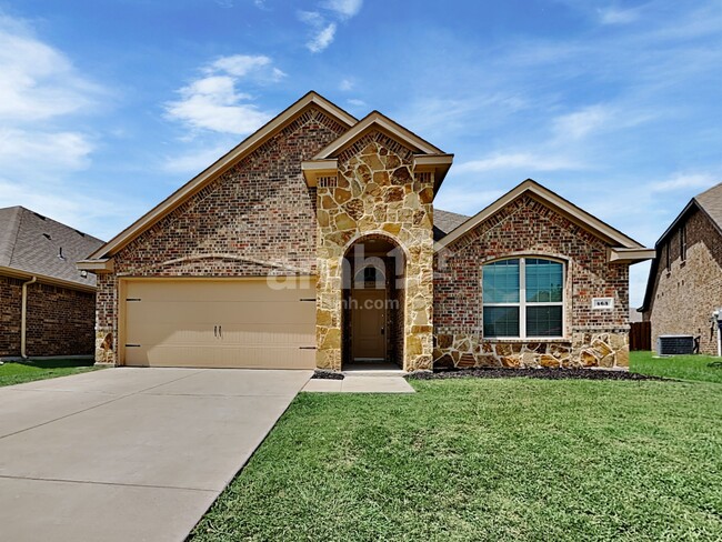 Building Photo - 463 Silverstone Dr