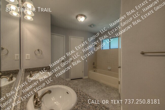 Building Photo - 803 Timber Trail