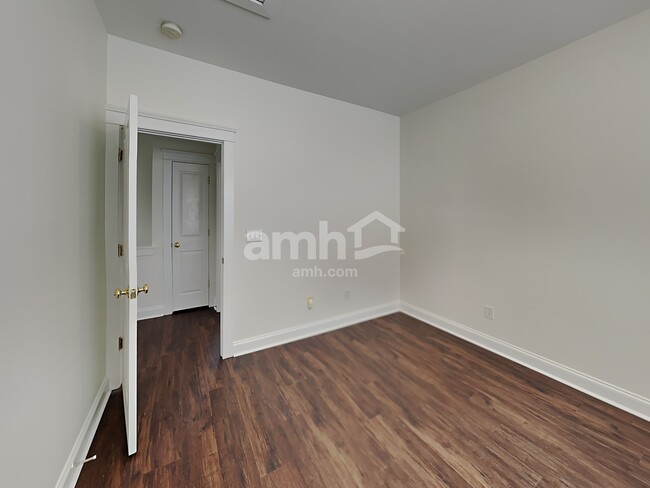 Building Photo - 13834 Carleen Way Dr