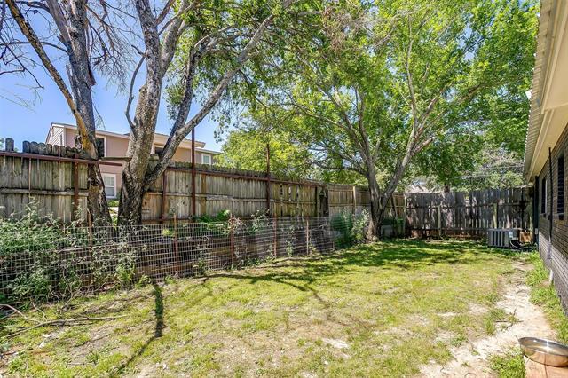 Building Photo - 124 Oakridge Dr