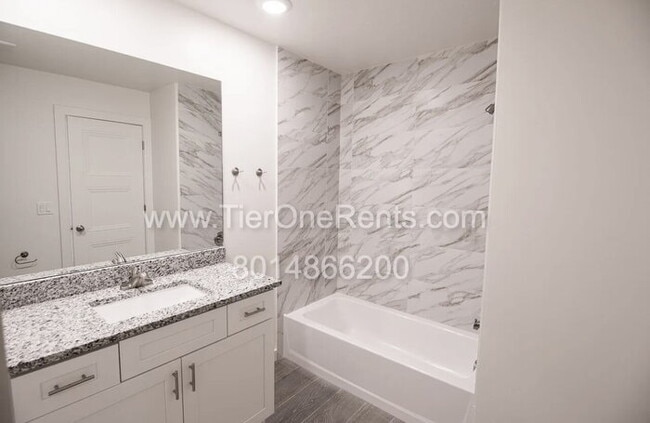 Building Photo - NO DEPOSIT option available for qualified ...