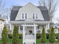 Building Photo - 2031 Commonwealth Ave