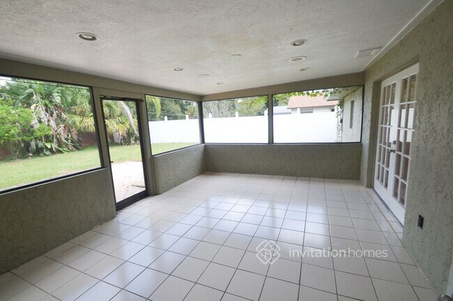 Building Photo - 540 Matilda Pl