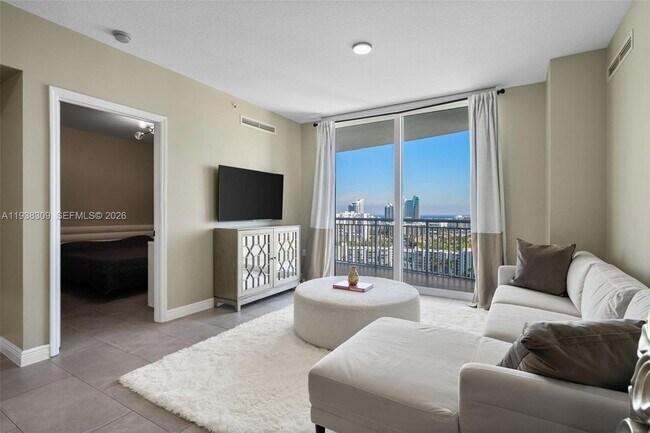 Building Photo - 1755 E Hallandale Beach Blvd