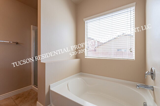 Building Photo - 6678 S Stone Fly Dr