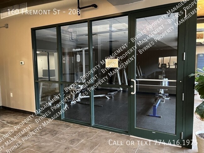 Building Photo - 160 Fremont St