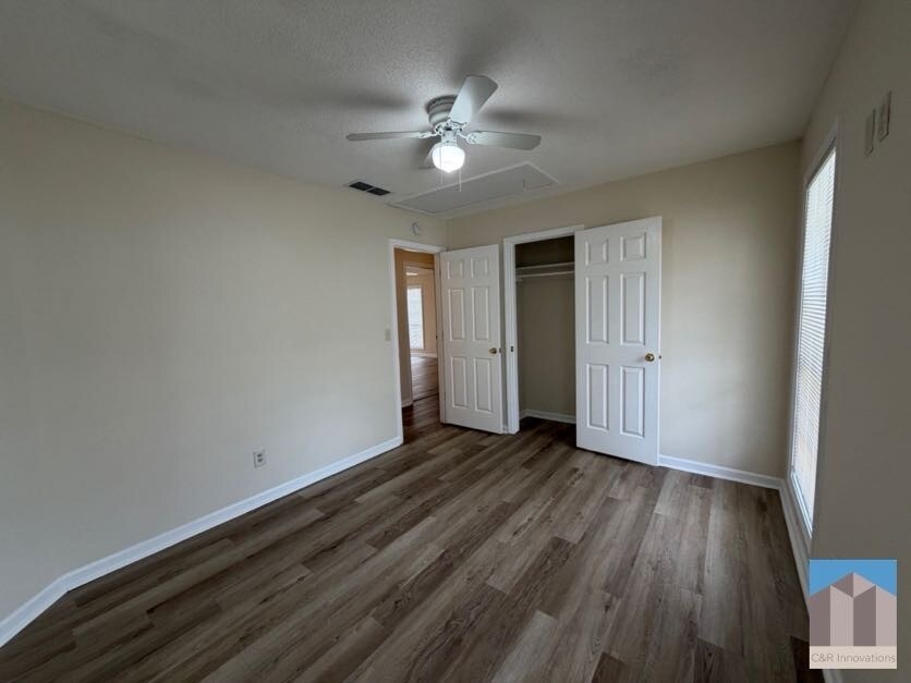 Building Photo - 414 Saddle Shoal Trl