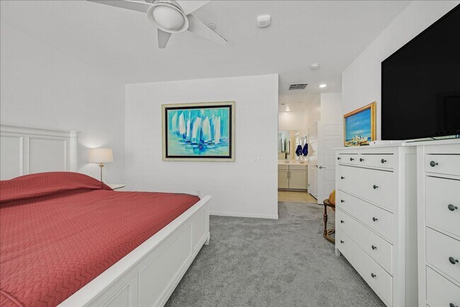 Building Photo - FULLY FURNISHED RENTAL