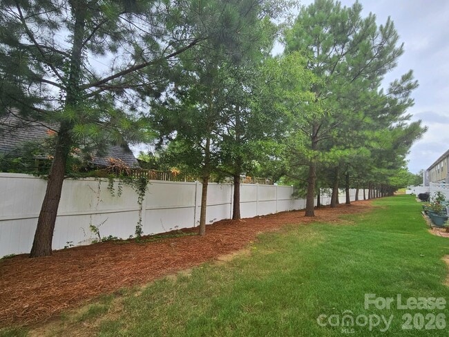 Building Photo - 7333 Jane Parks Way