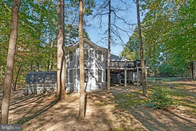 Building Photo - 8115 King Arthurs Ct