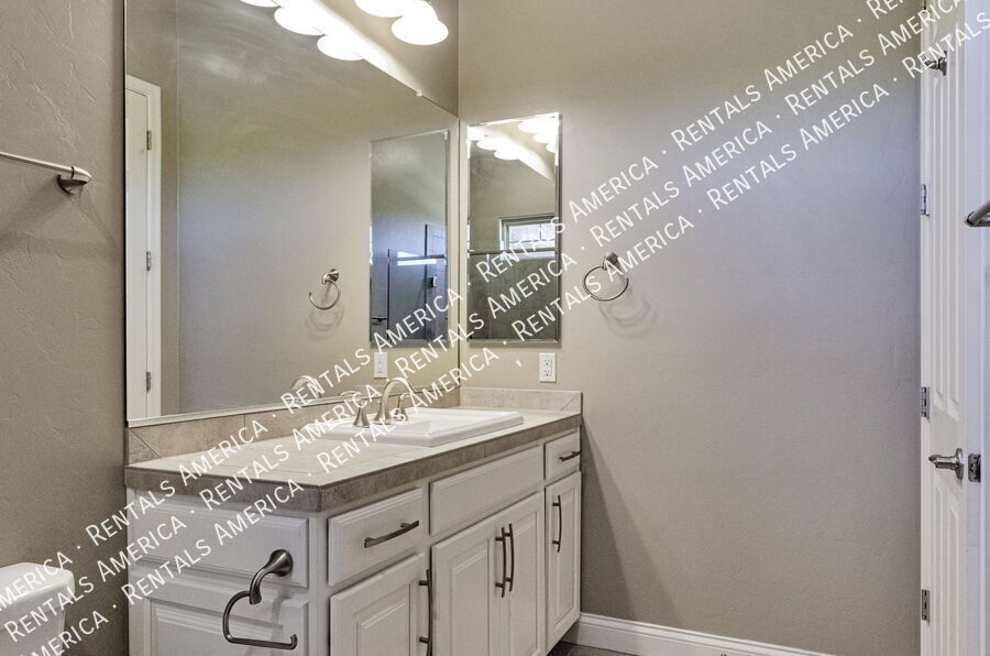 Building Photo - 757 W Aviator Crossing Dr