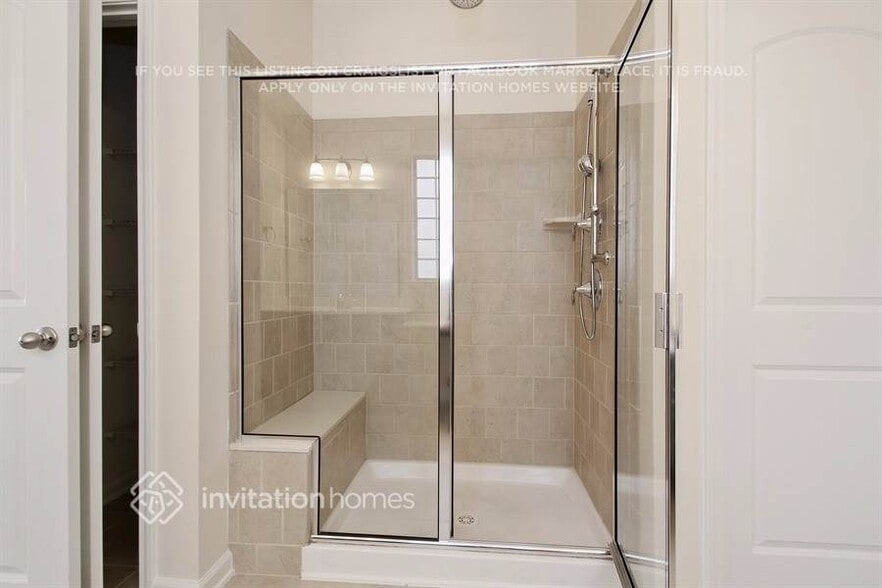 Building Photo - 5216 Moneta Ln