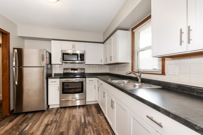 Building Photo - Comfortable 3 Bedroom Home in Independence