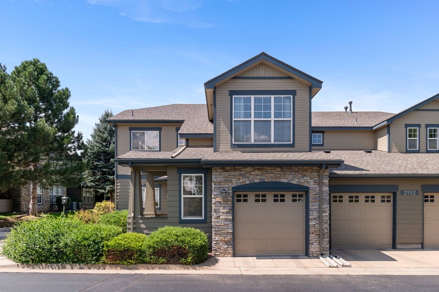 Building Photo - 2192 S Fulton Cir