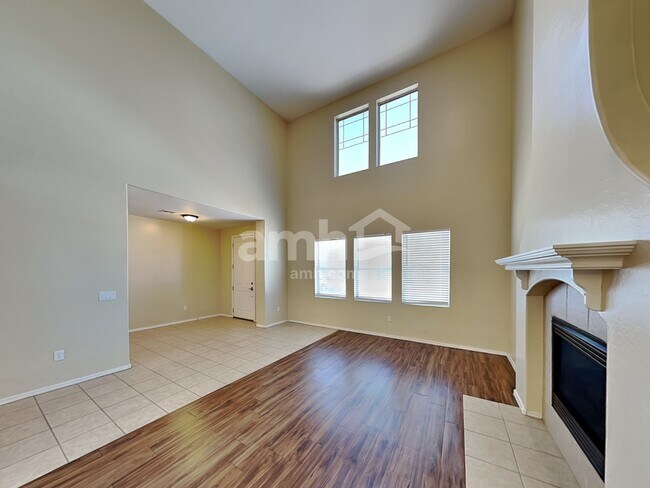 Building Photo - 6803 S 41st Ln