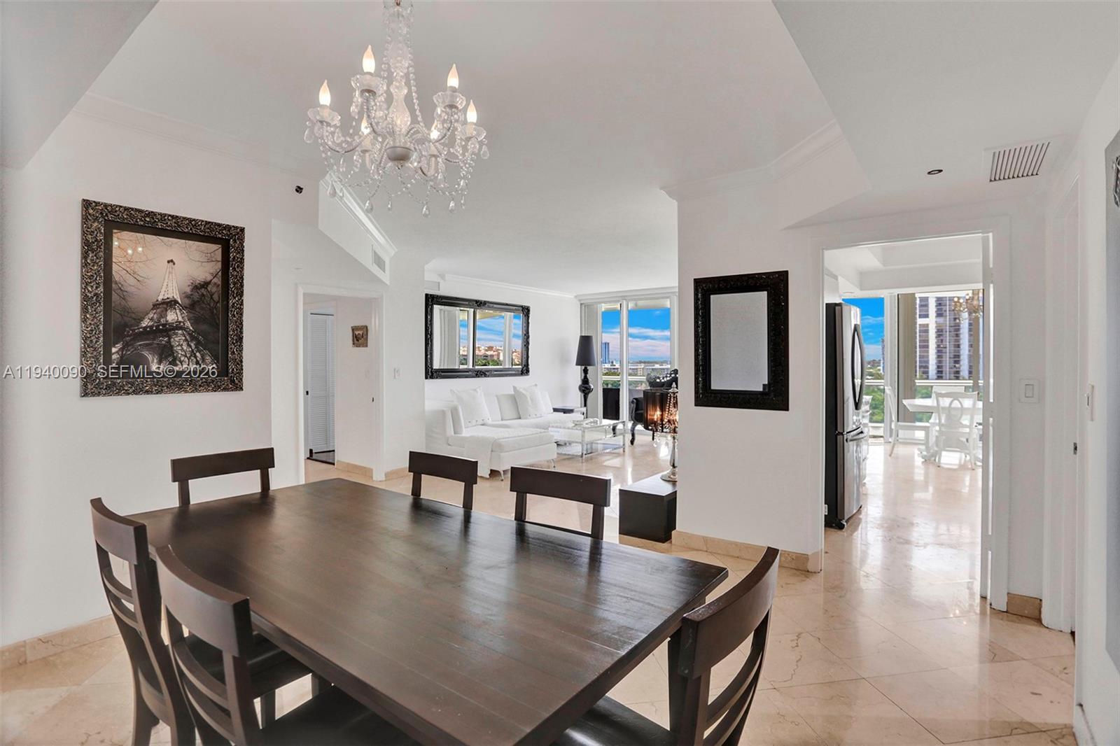 Building Photo - 7000 Island Blvd