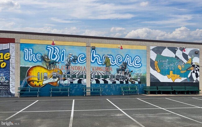 Building Photo - 649 Notabene Dr