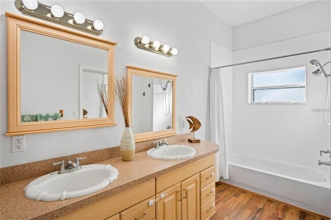 Building Photo - 6131 Central Ave