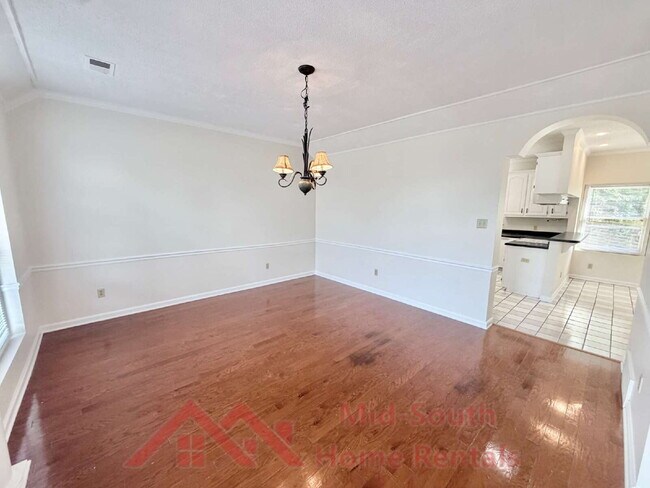 Building Photo - 8971 Meaghan Dr