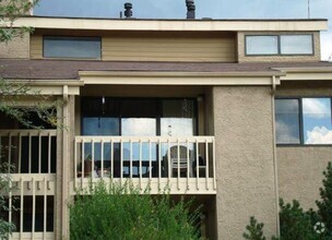 Building Photo - 2bd/2ba with Loft in South Boulder