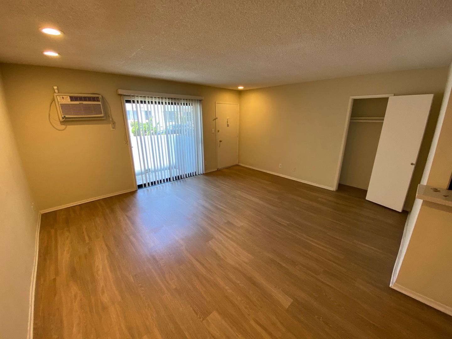 Building Photo - 3601 Keystone Av