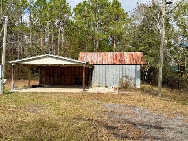 Building Photo - FOR RENT