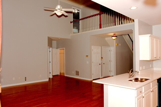 Building Photo - 2927 Arbor Creek Ln